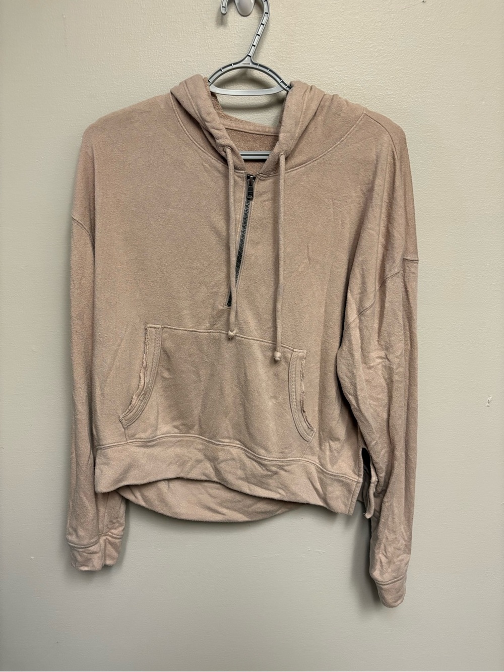 So Women's Juniors Lounge Life Tan Beige Sweatshirt Size L.